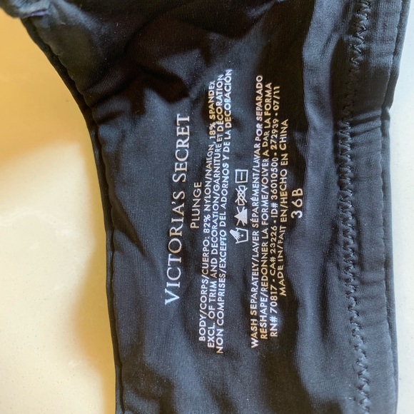 Victoria Secret Bra - Picture 2 of 2